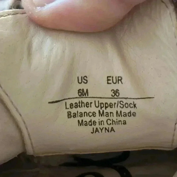 Sam Edelman Tan Jayna Cut Out Studded Lace Up Oxfords Size 6 Womens Beige - Picture 3 of 8